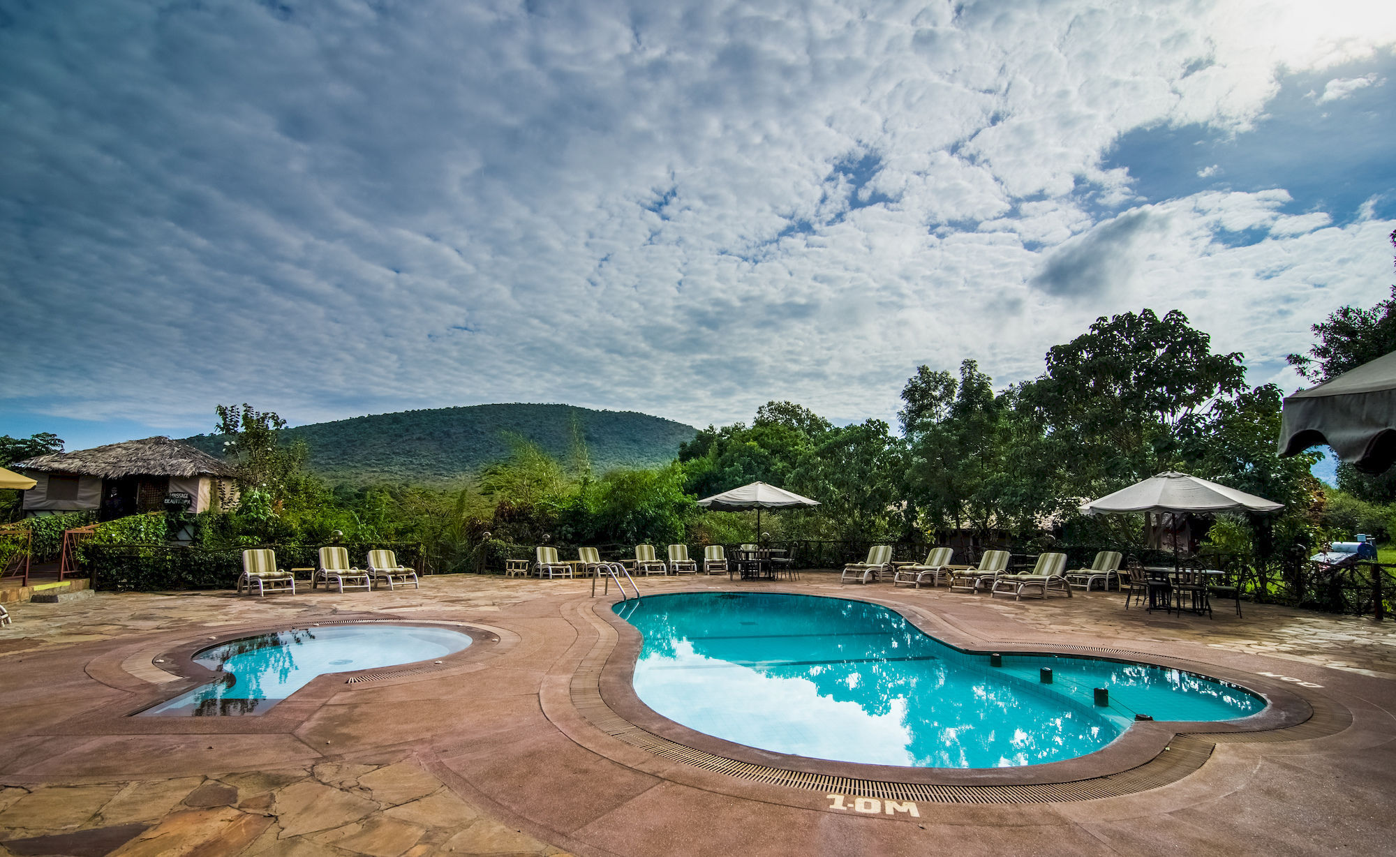 Sentrim Mara Game Lodge Ololaimutiek 외부 사진